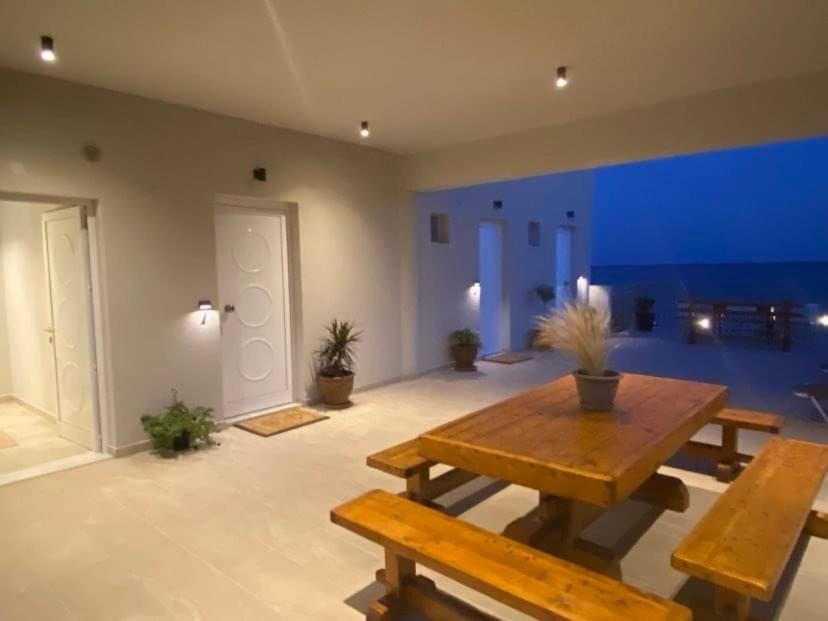 Houmas Apartments Yialos Экстерьер фото